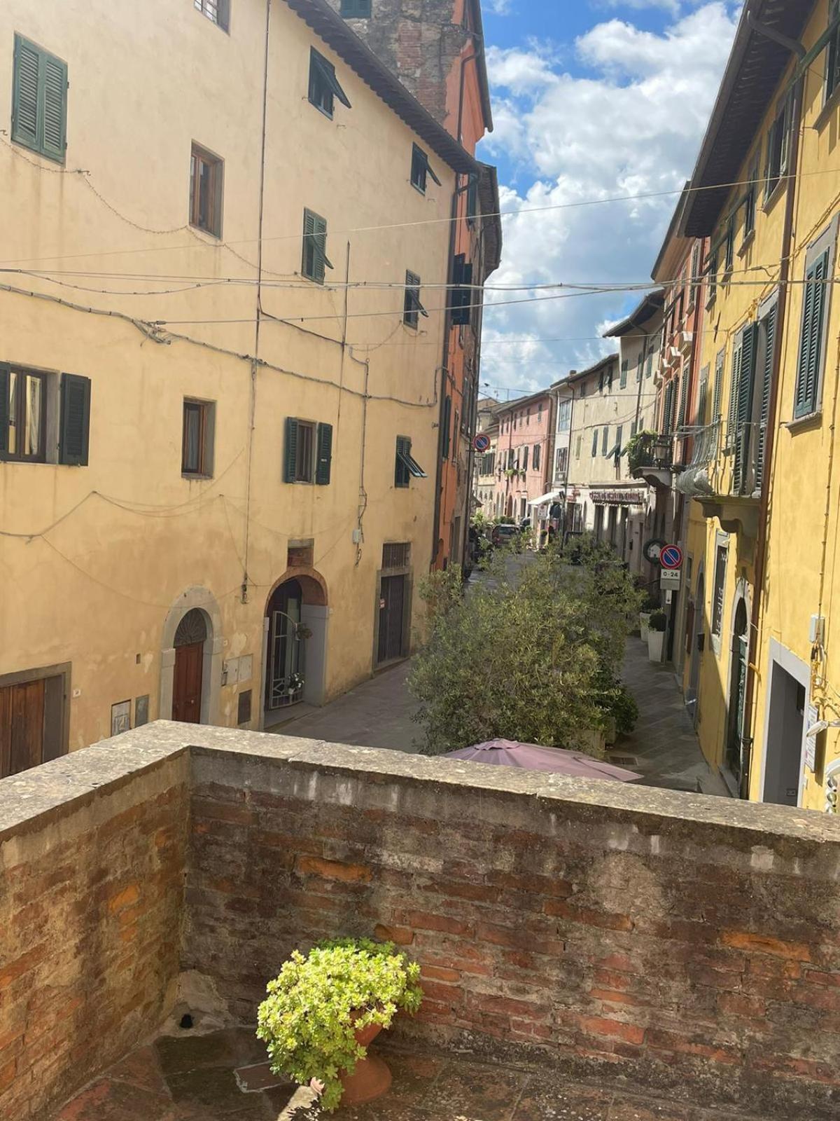 La Terrazza Di Susanna Peccioli Extérieur photo